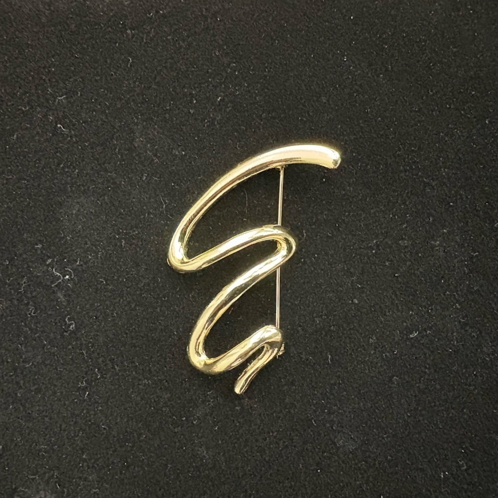 Vintage 1980s Abstract Squiggle Brooch – Gold-Tone Modernist Zig-Zag Pin